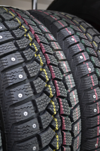 фото протектора и шины Brina Nordico V-522 Шина Viatti Brina Nordico V-522 185/60 R14 82T